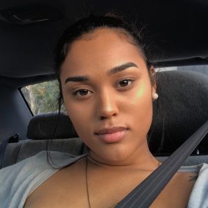 Meet your Posher, Ariel